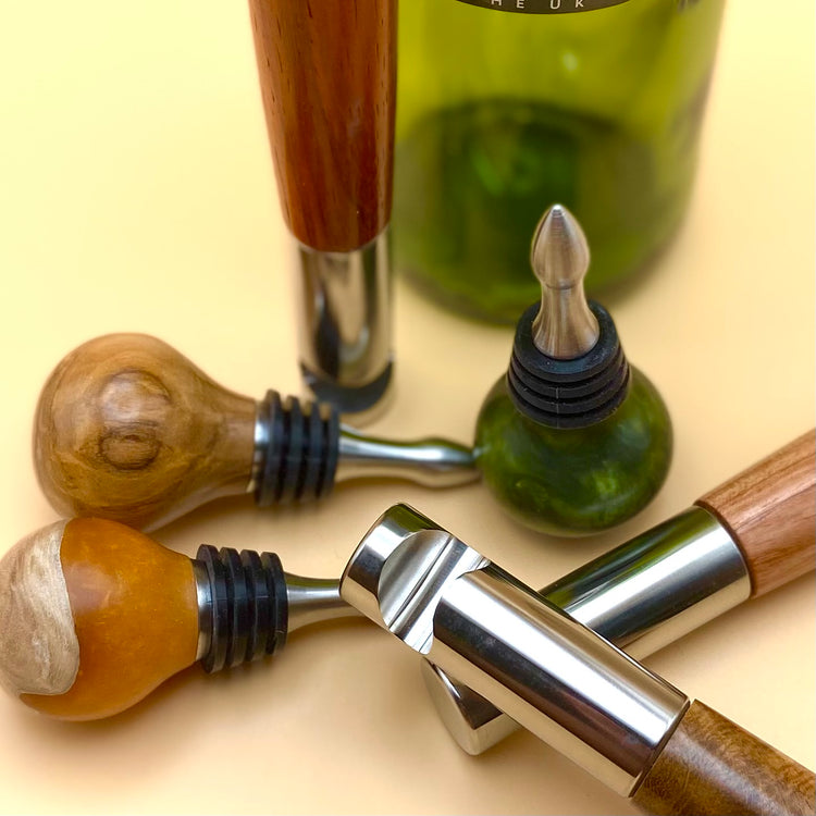 Wine stoppers & bottle openers