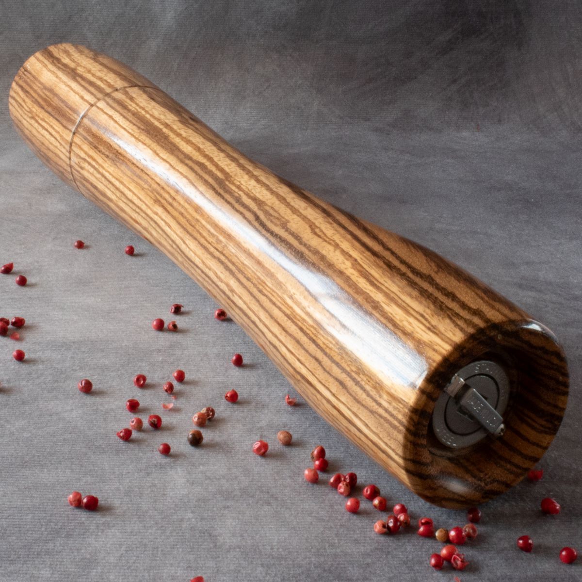 Large Zebrano pepper mill (ref 111)