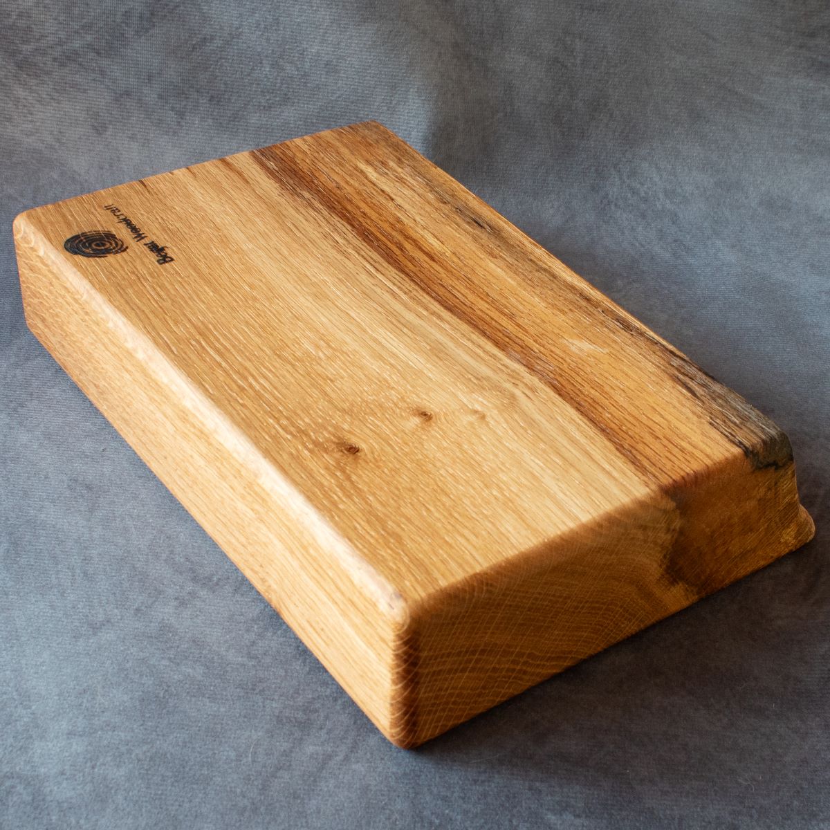 English oak cocktail board corner view