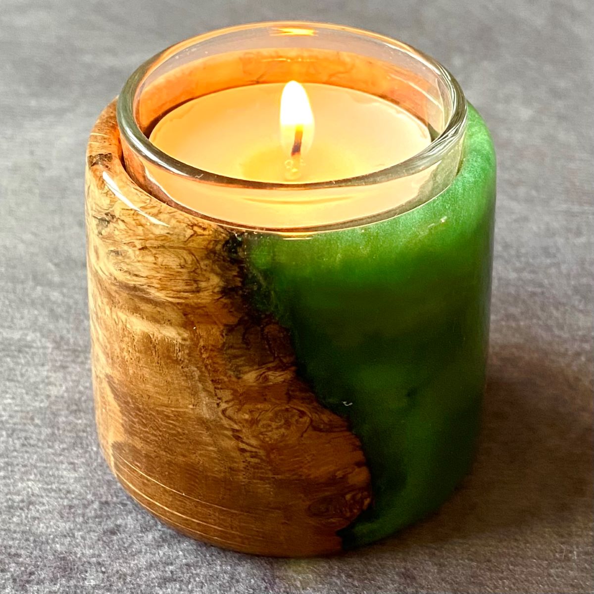 Oak burr and green resin tealight holder