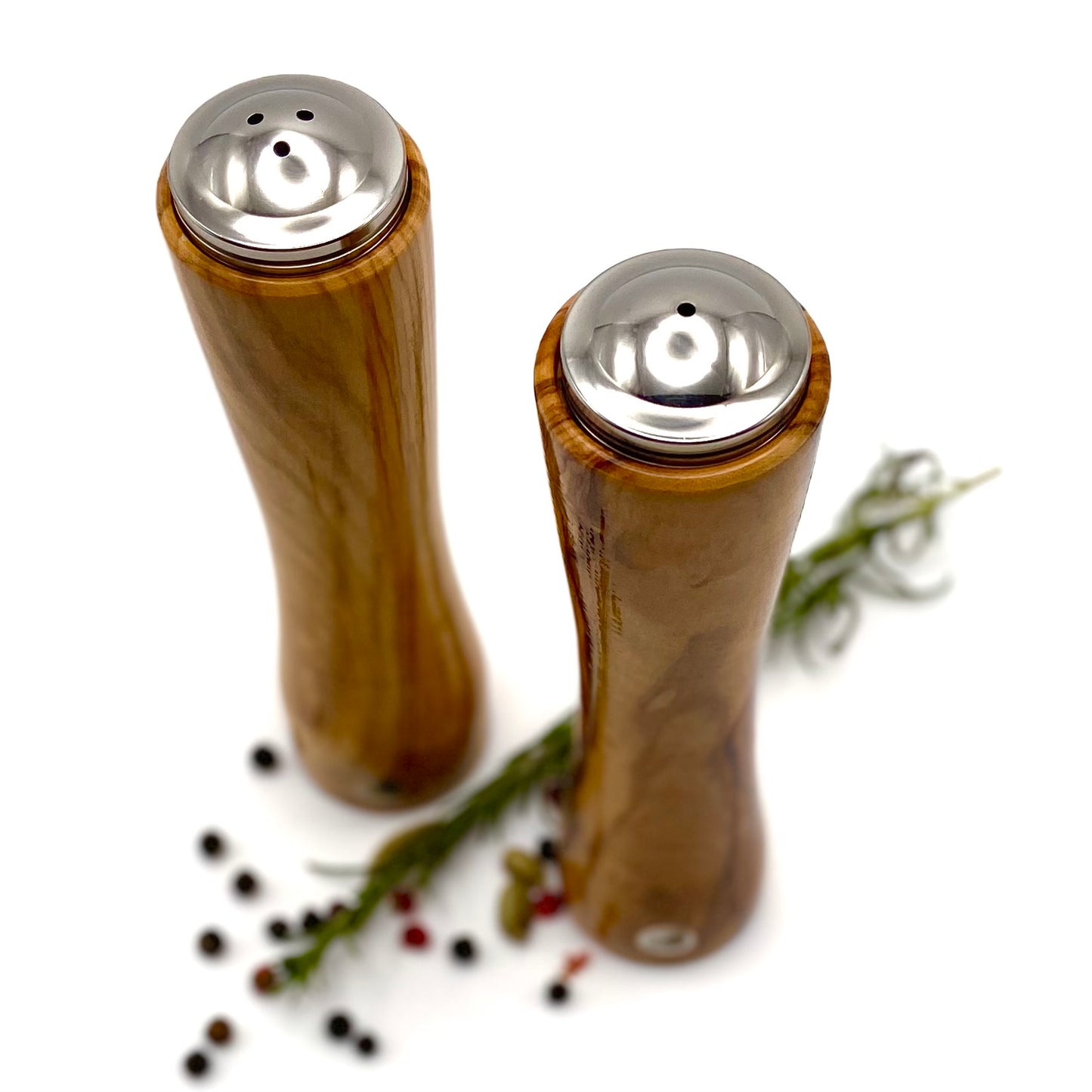 Salt & pepper shaker set in Mediterranean Olive wood (ref 103)