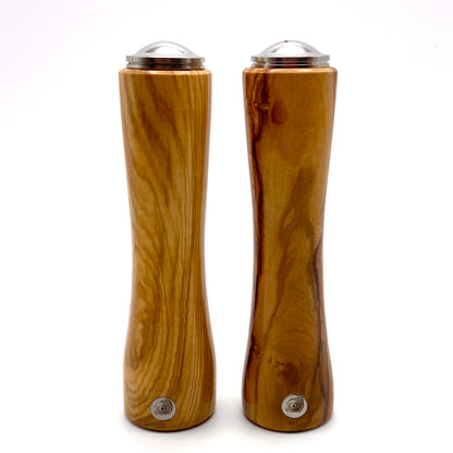 Salt & pepper shaker set in Mediterranean Olive wood (ref 103)