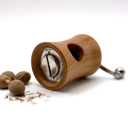 American Cherry nutmeg grinder (ref 109)