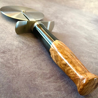 Hand Crafted Large Pizza Cutter with Mallee Burr and Resin Handle