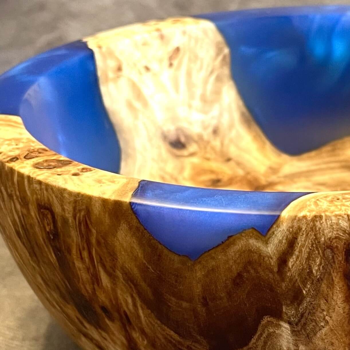 Close up detail of natural grain and bubble-free resin on Mappa Burr Bowl.