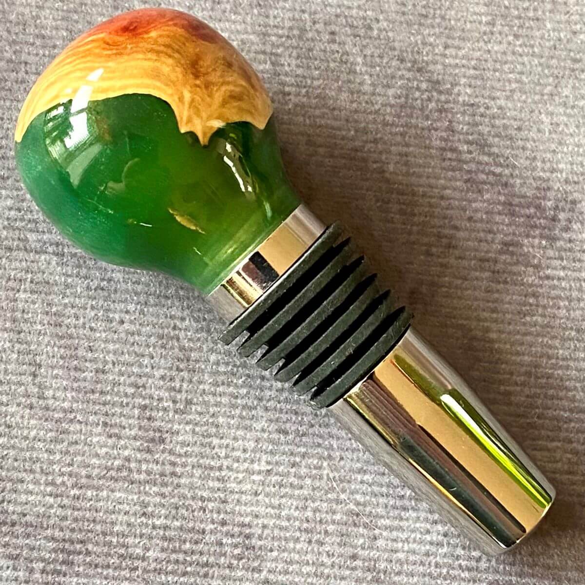 handmade green resin and burr wine stopper