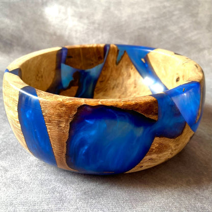 Handmade Mappa Burr and Cobalt Blue resin bowl 160mm front view UK