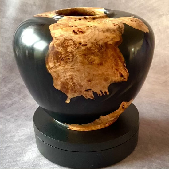 Video of mappa and black hollow form
