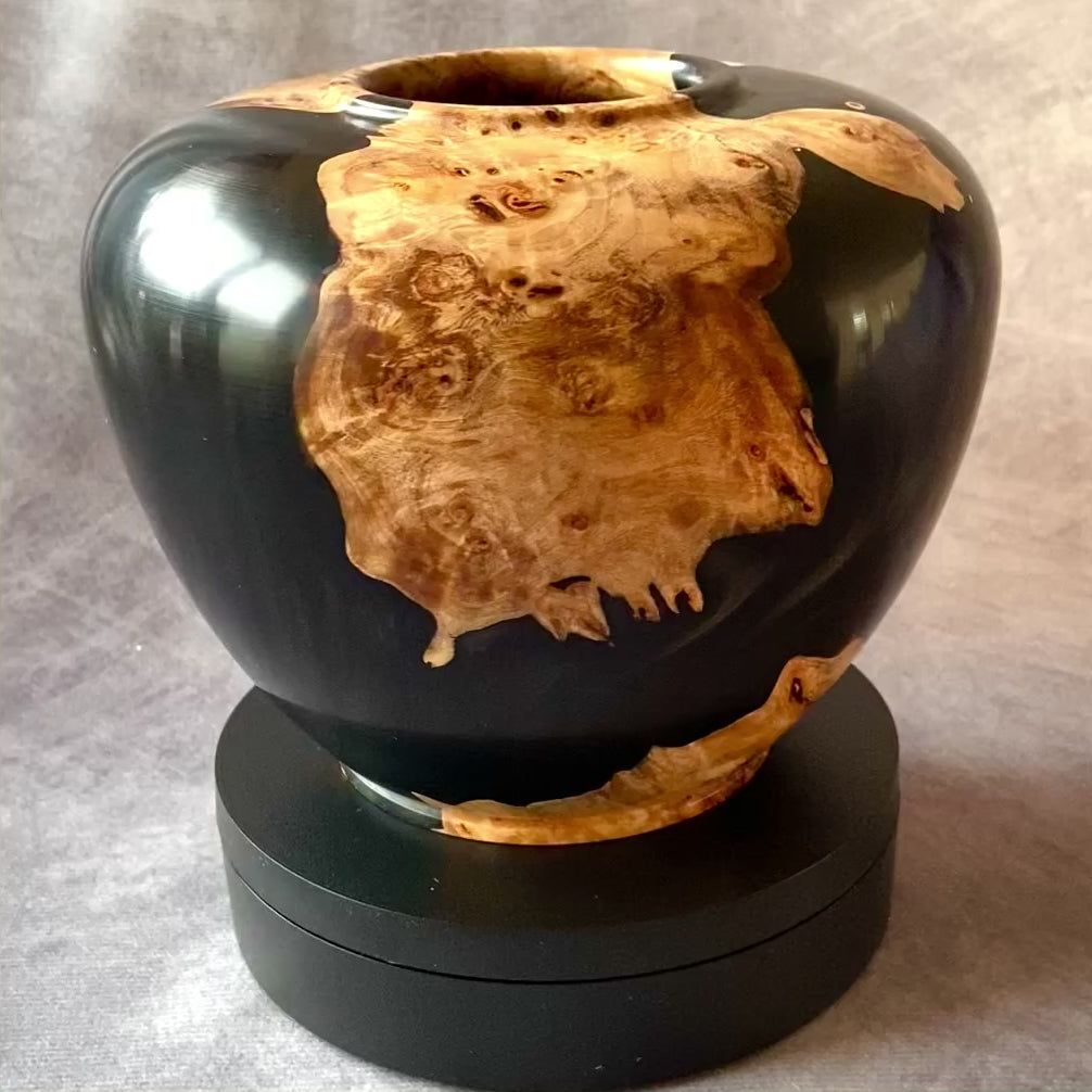 Video of mappa and black hollow form